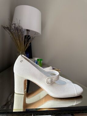 Chanel White Suede Mary Jane Pumps Size 38